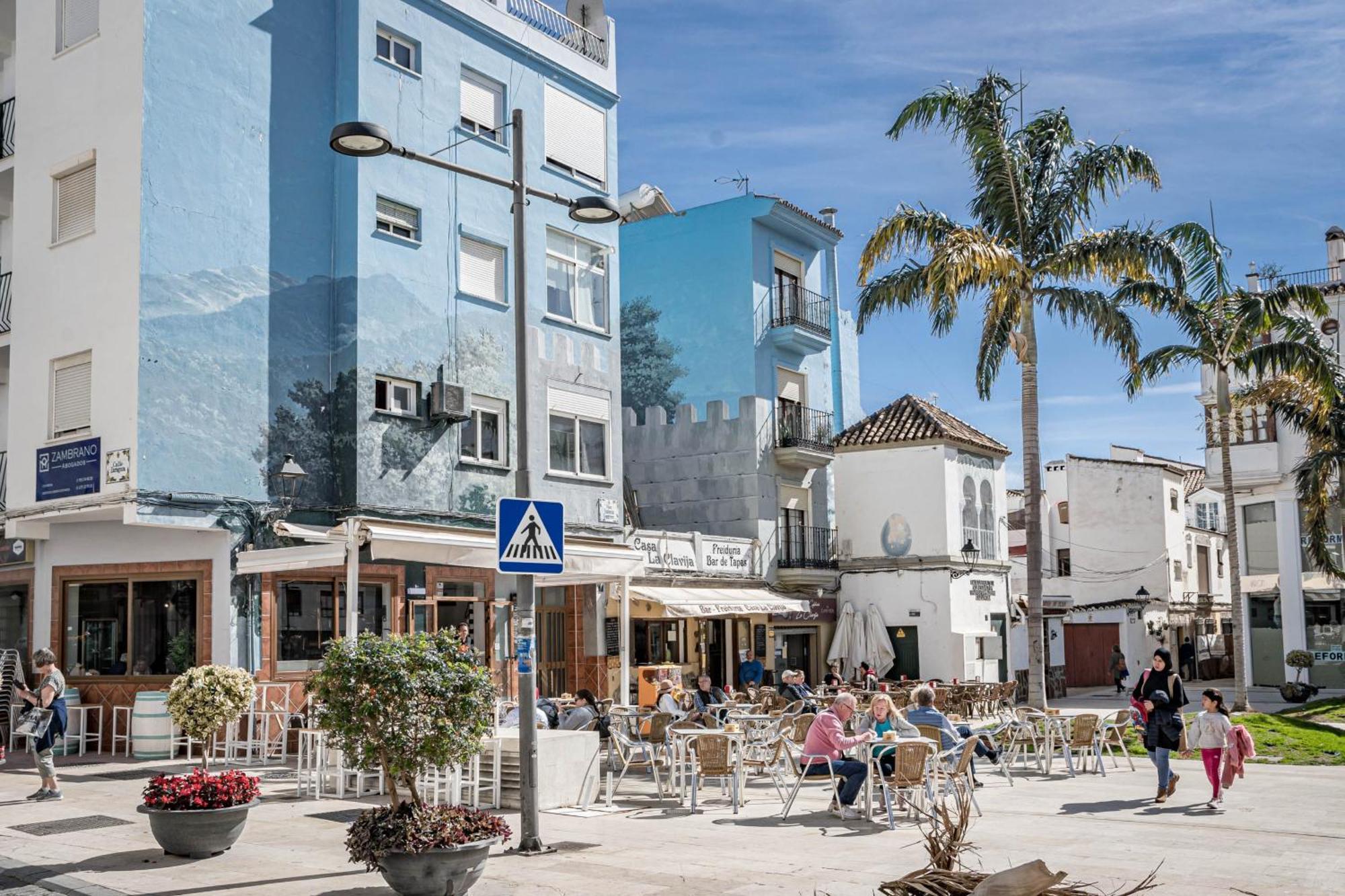Seaclub Suites Estepona Exterior foto
